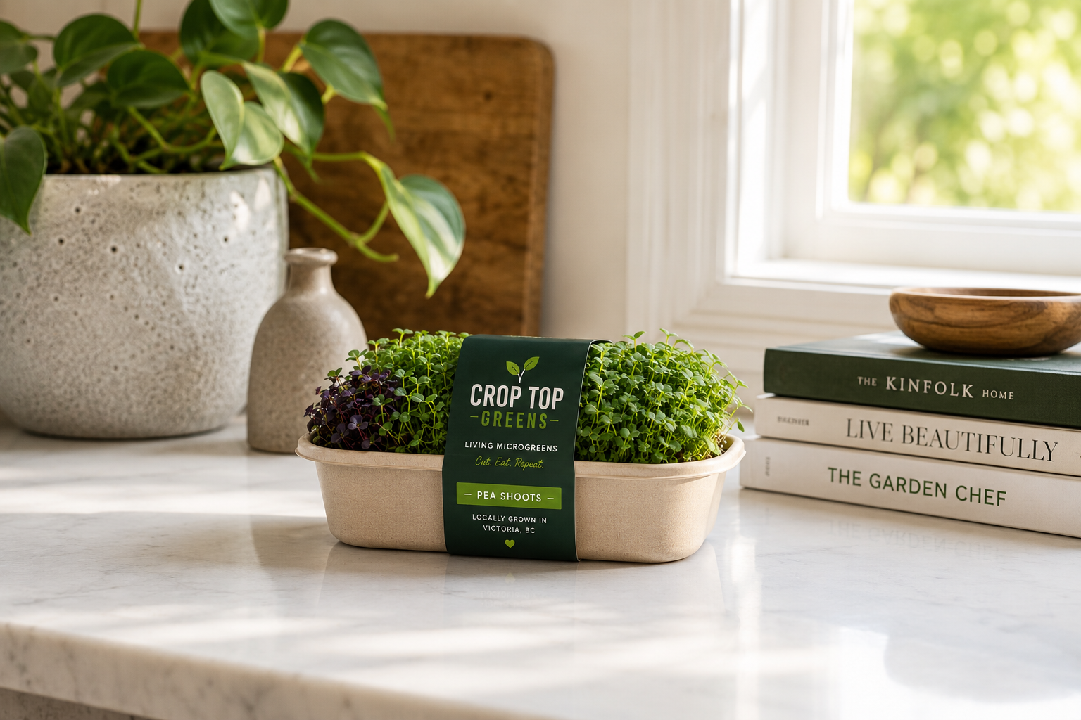 Living microgreens tray with kraft sleeve